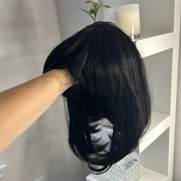 Short Bob With Bangs Wig WINDSOR - Picture 4 of 5